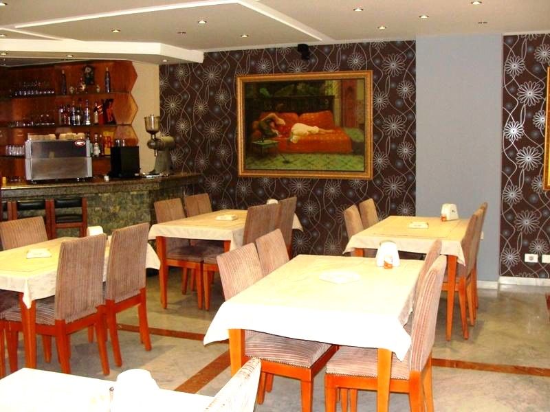 Camelot Hotel Jounieh Bagian luar foto